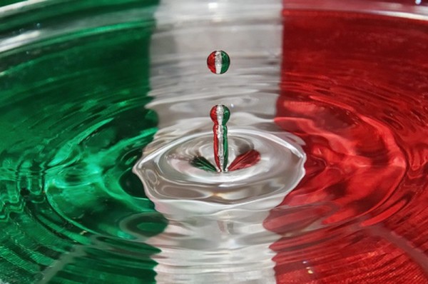 150°-anniversario-dellUnità-dItalia-tricolore-17-marzo-2011-8-800x600